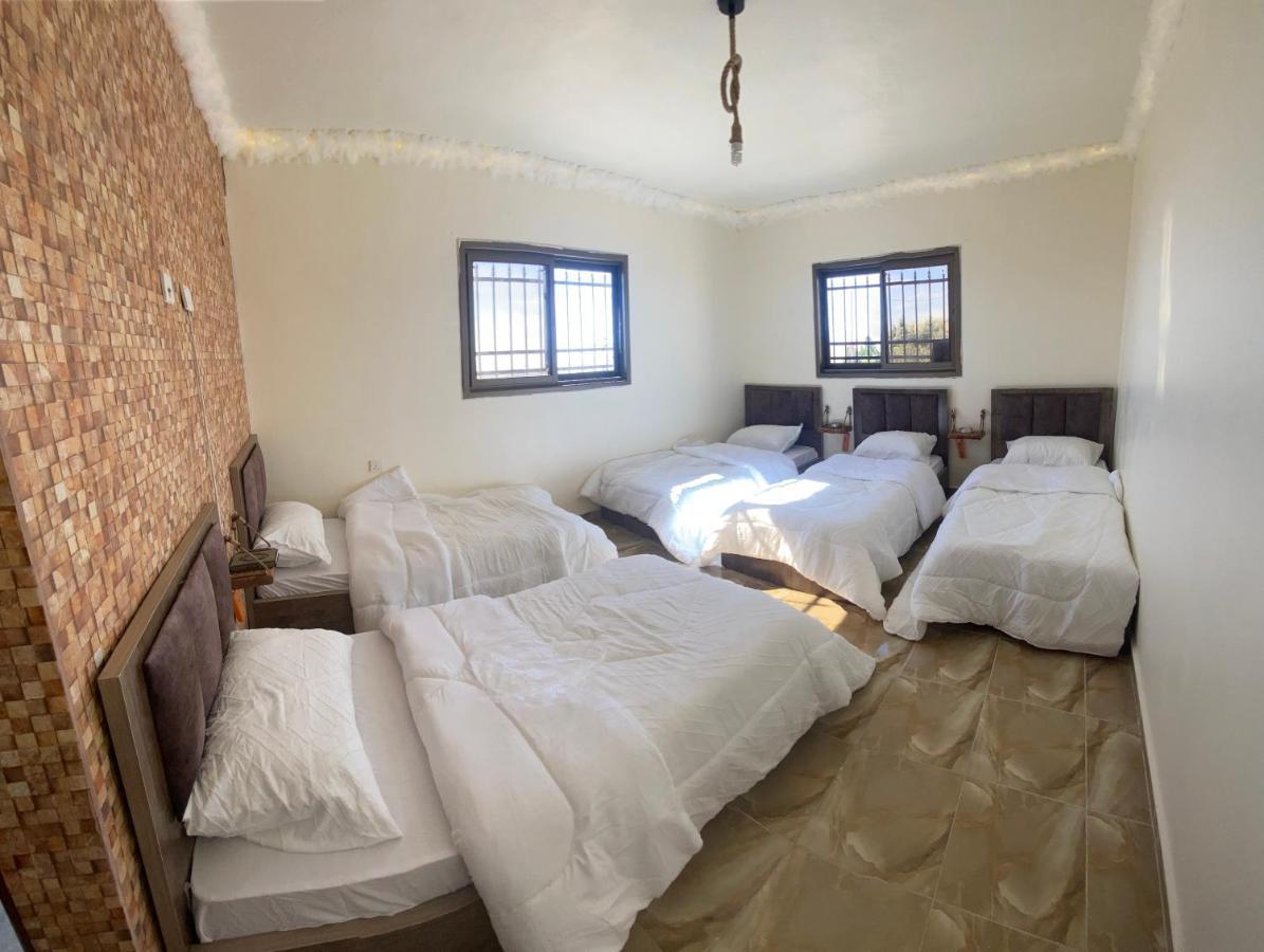 Nabati Hostel 瓦迪穆萨 外观 照片