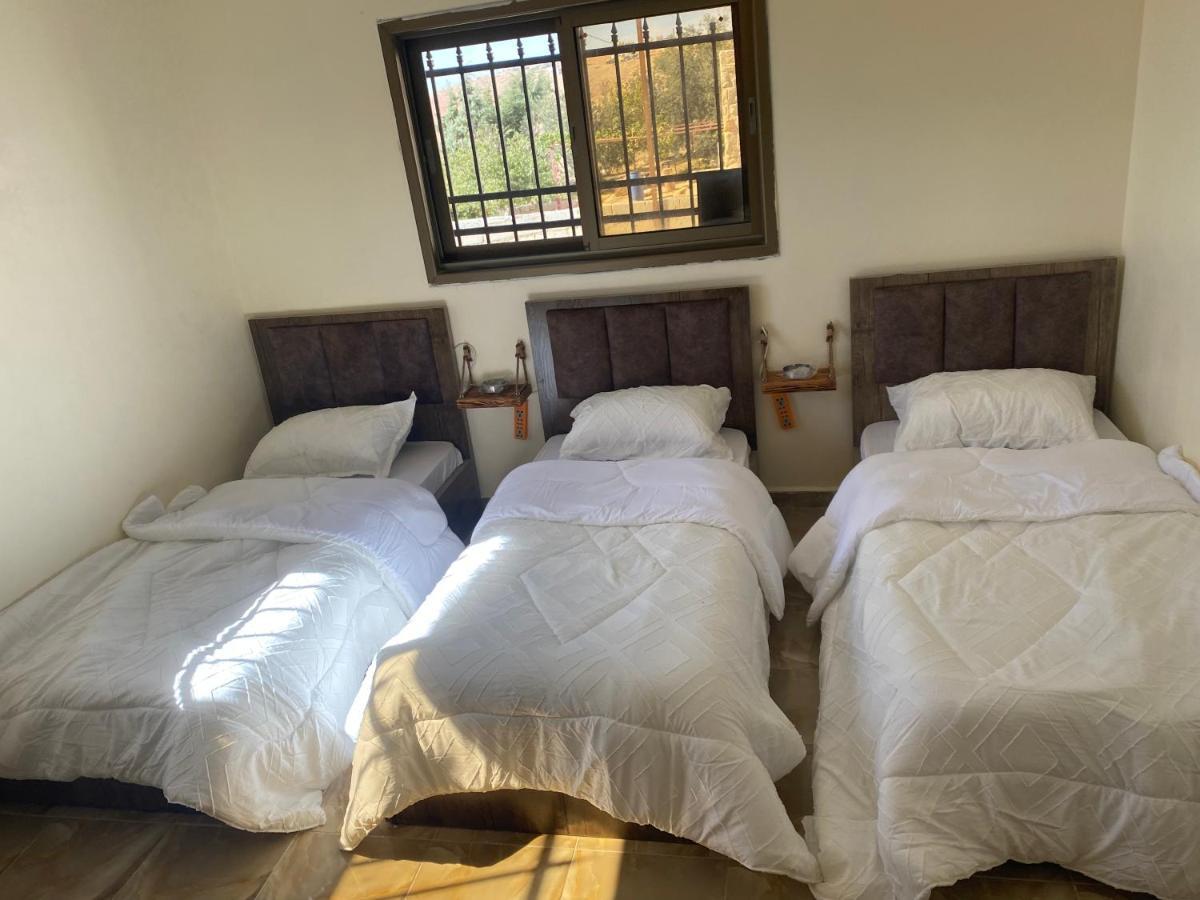 Nabati Hostel 瓦迪穆萨 外观 照片